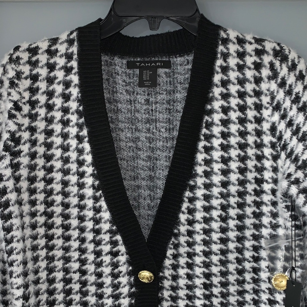 Tahari Black and White Houndstooth Sweater - Picture 4 of 5